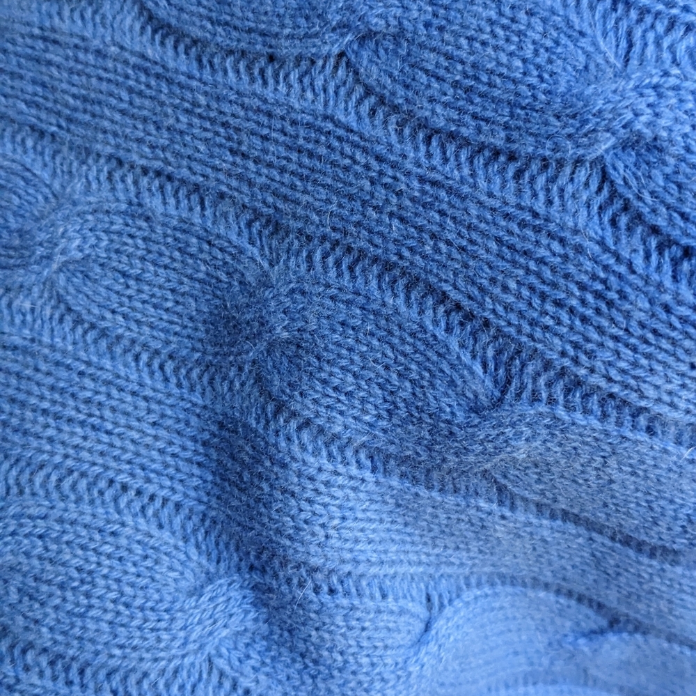 Vineyard Vines women's periwinkle blue cabled 100% cashmere sweater xl